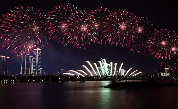 橘洲烟花明晚确定燃放!2018年初最璀璨的焰火盛宴来了!