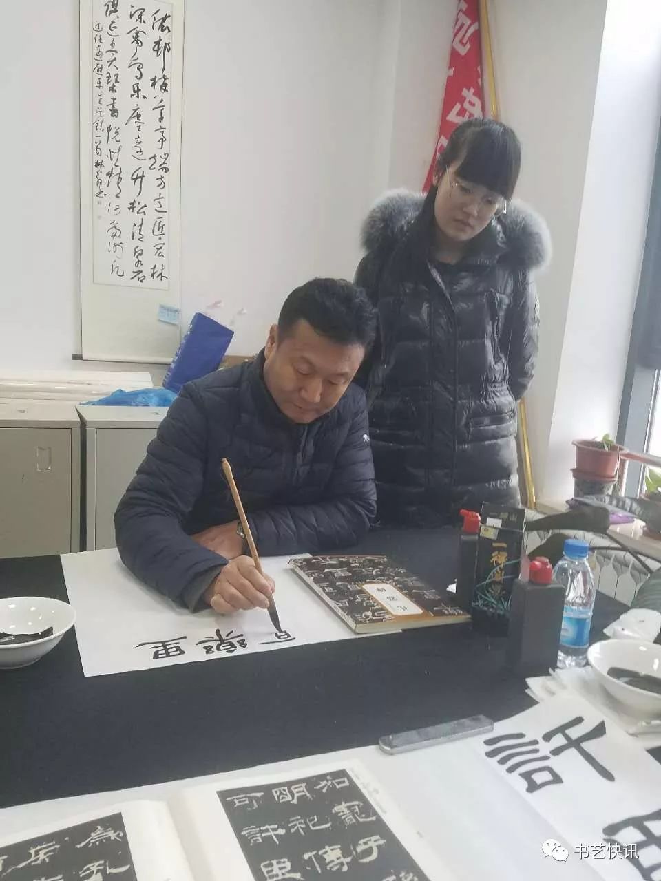 赵星光老师大庆市书法家协会副秘书长,大庆书协展览部主任(评委)