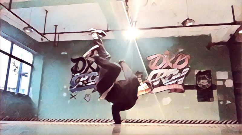 bboy汇集十林君用freeze迎街舞元年街舞照片墙