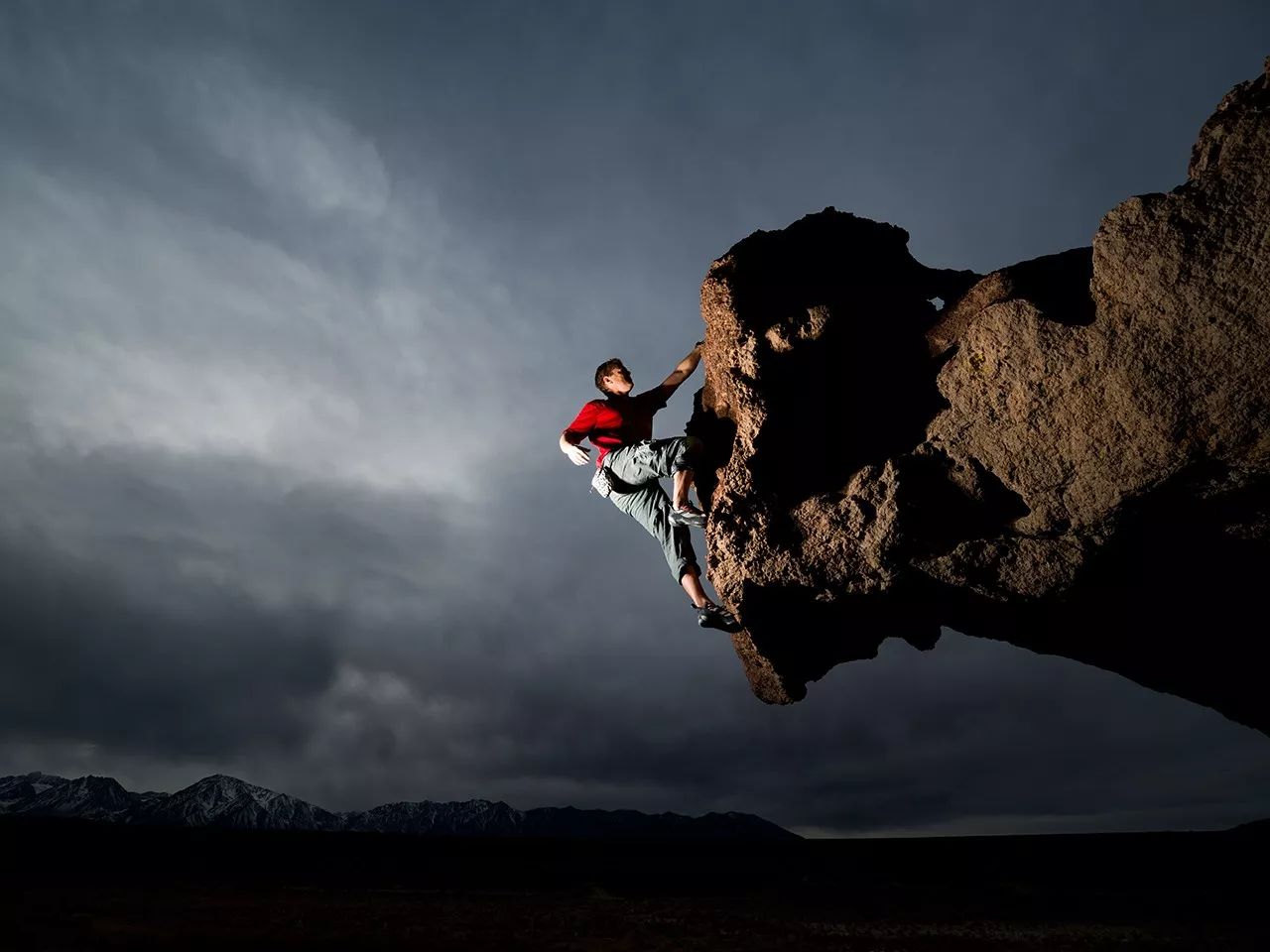 把握极限攀岩摄影 – FOTOMEN