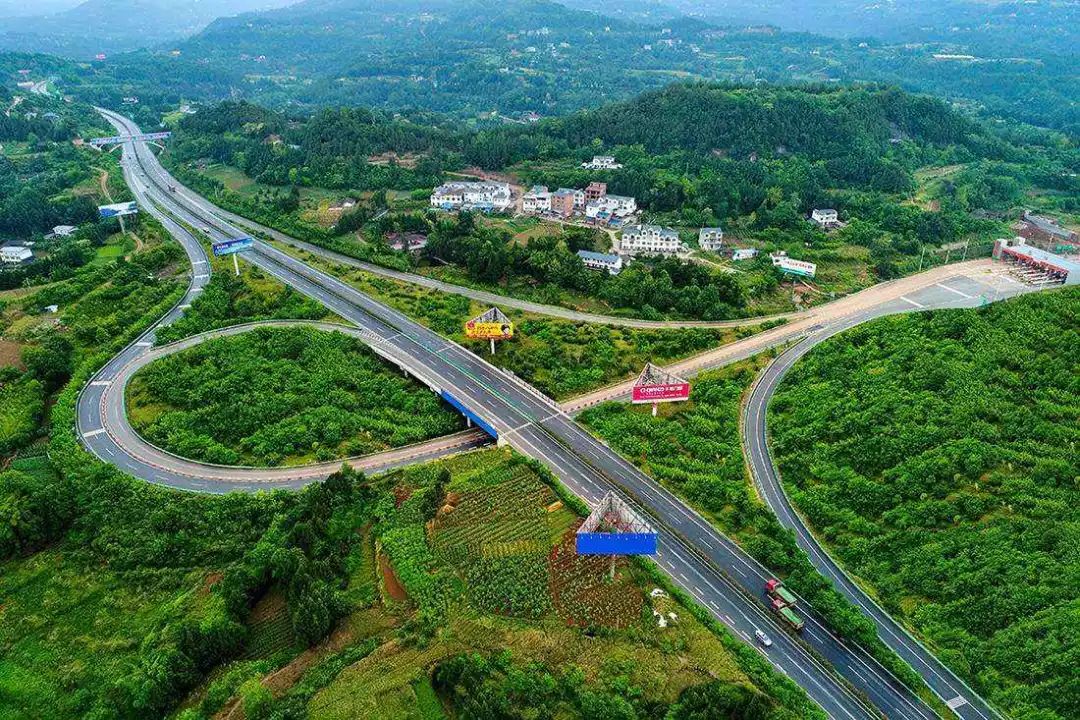 旅游 正文  南环线为巴中城区至恩阳,巴中开区的城市快速通道,起于