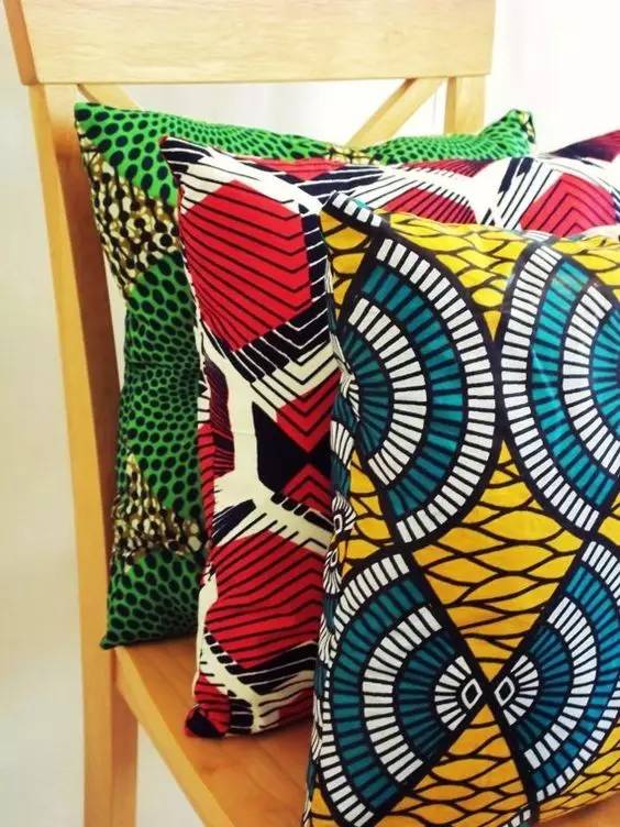 非洲女人的这块"土花布",是最"in"的时髦单品