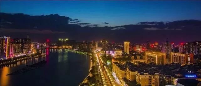 揭阳市区夜景