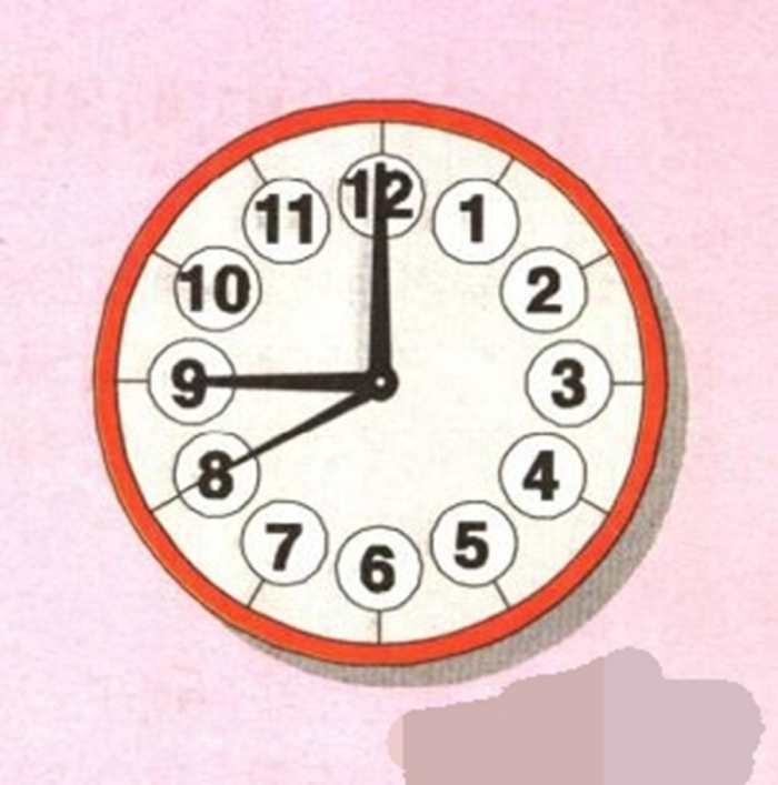第一题:从8点整到9点整,手表的秒针会多少次经过12点处?