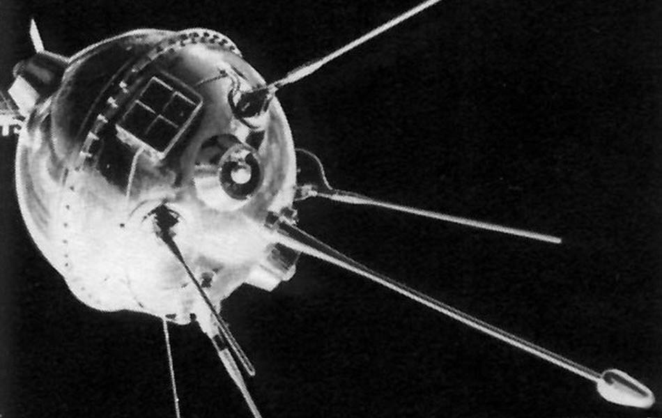 月球1号(俄语:Луних-1)是苏联,也是人类发射成功的第一个星际