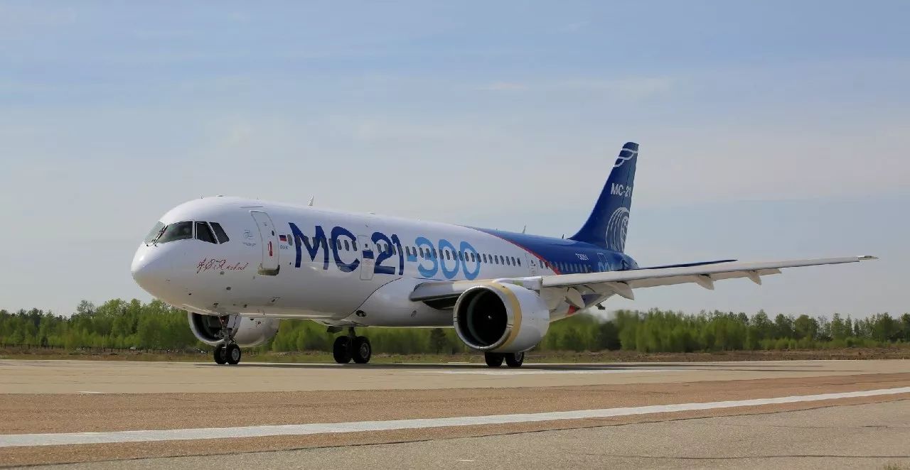 局研发的单通道干线客机mc21-300在西伯利亚伊尔库茨克完成首飞试验
