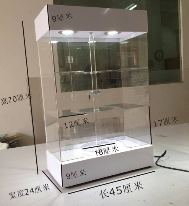 所有展示柜柜体有以下颜色可选 灯光有三种可选:白光,蓝光,黄光