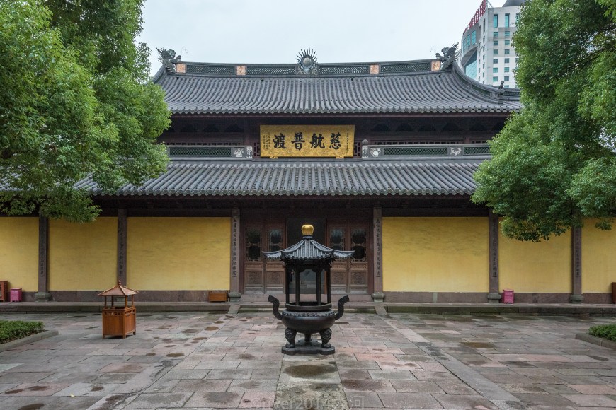 宁波市区最大的寺庙,已有1160年历史免费开放