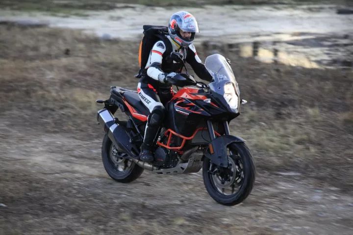 橙色风暴,所向披靡——ktm 1090 adventure/1290 super adventure s