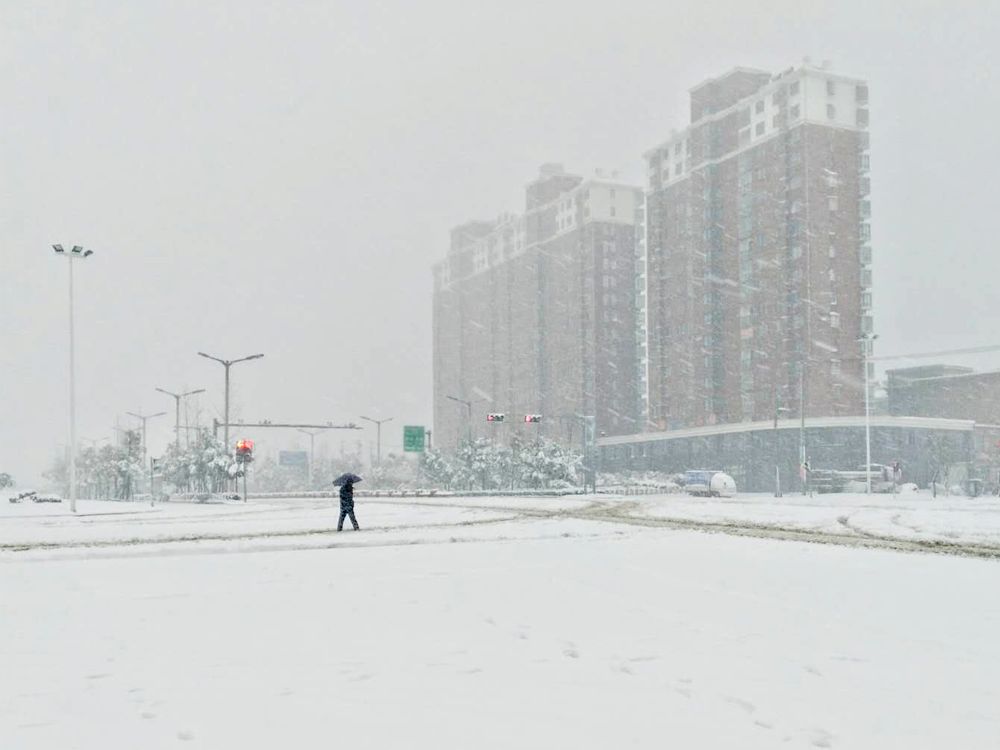 气象台发布最高级别暴雪预警!2018第一场雪,来得有毫