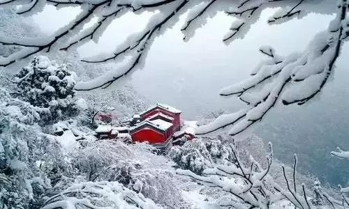 雪后的祖国名山,不过说起晒雪景,最让人服气的