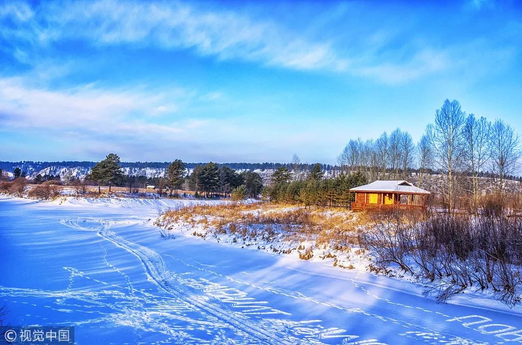 有钱人才敢去东北雪乡看雪,穷人只敢去北海道