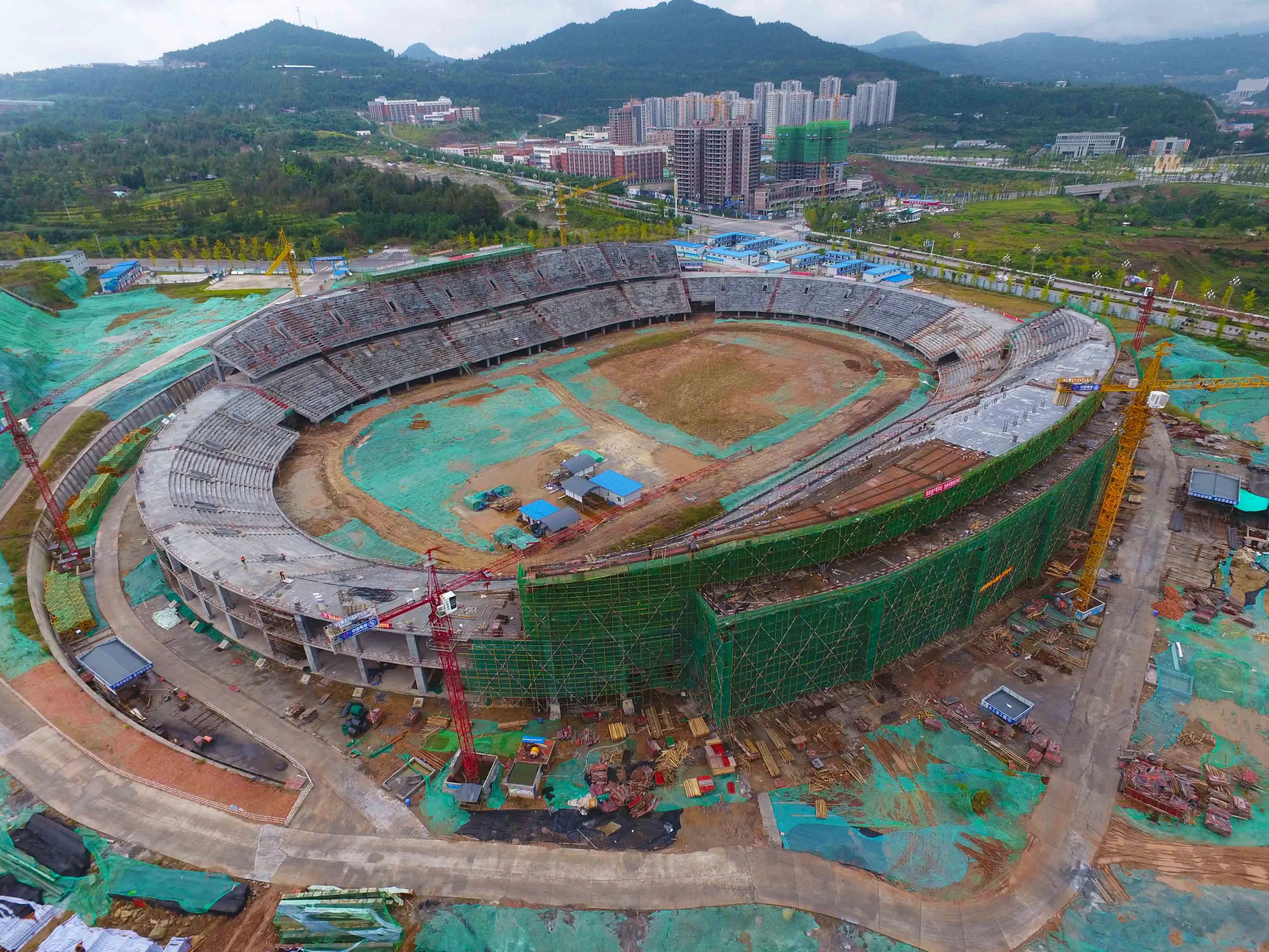 巴中人的体育中心又有新进展年底将建成为川东北最大体育场