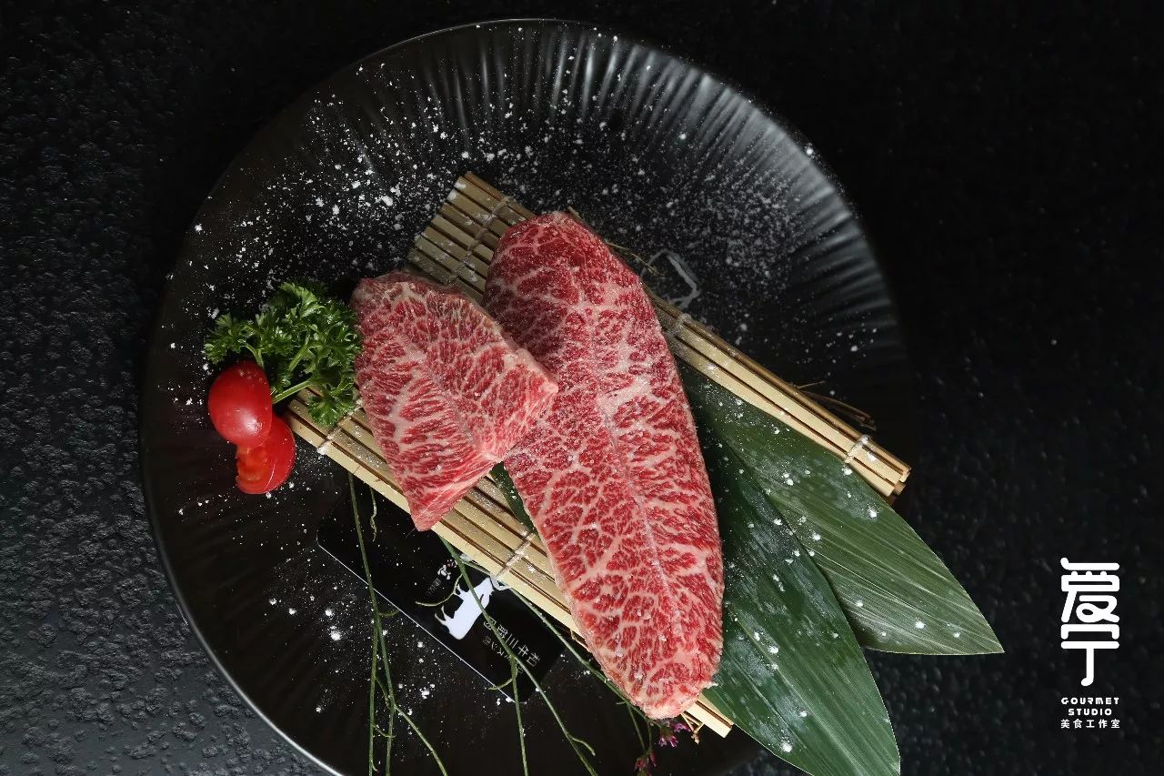 日本大名鼎鼎的神户牛肉去哪吃？看完这篇你就会得到答案！|米其林|牛肉|牛_新浪新闻