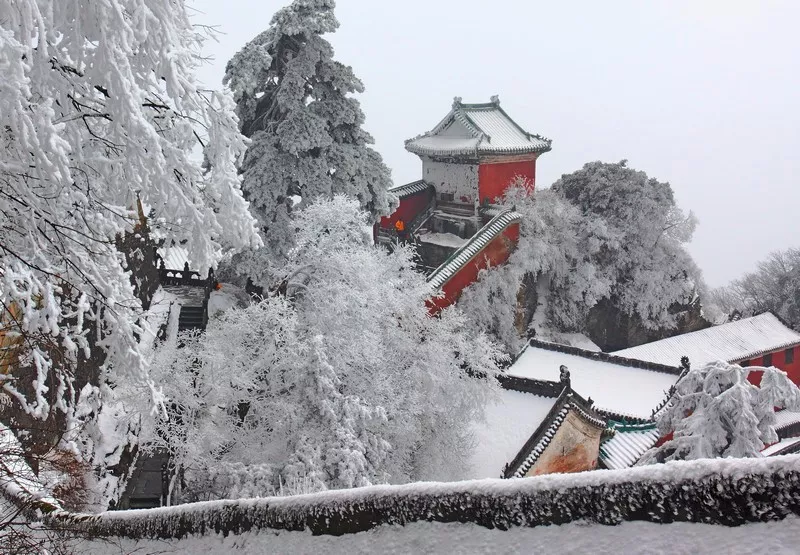 武当山大雪封山时,道人,隐士都在干什么!