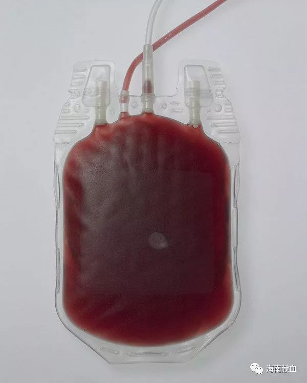 献出来的爱心血之所以颜色"发黑",是因为我们采集的是静脉血!