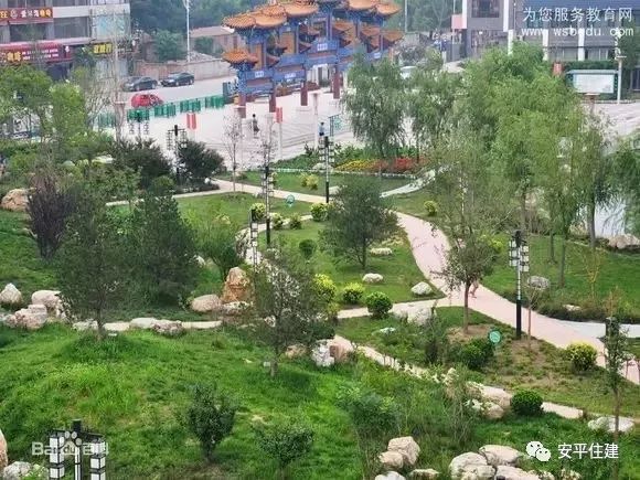 旅游 正文 水幕电影 平安公园是安平县城重点工程之一,是一个以绿色为