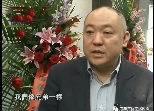 嘉德拍卖董事长_嘉德罗斯(2)