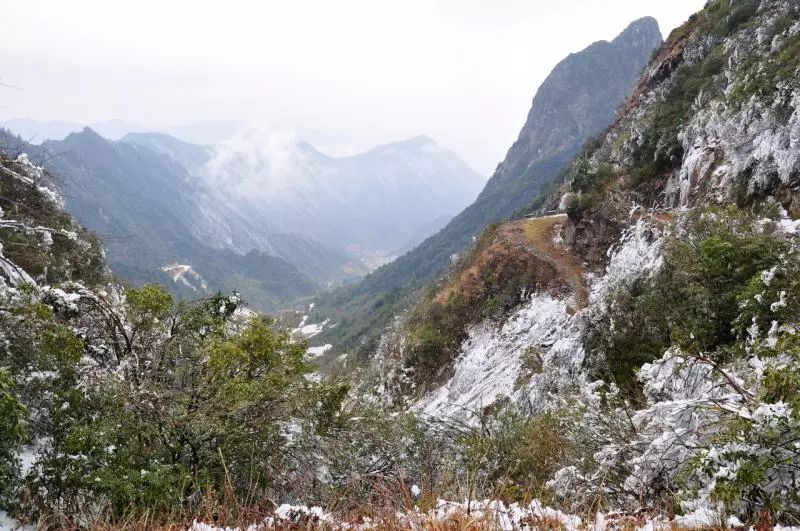 【2018年韶关的第一场雪】1月10日乐昌五指峰体验冰天雪地,登山拉练