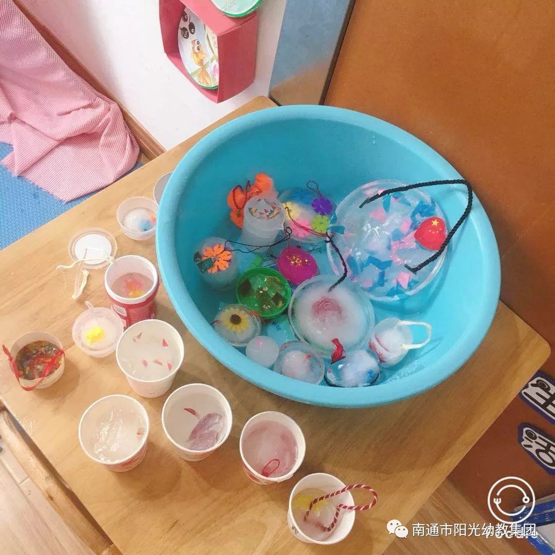 别样小寒 冰花盛开 ----城东幼儿园小一班科学活动新闻报道