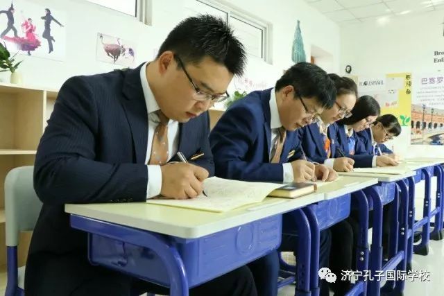 风采您有一条来自加拿大的问候请查收记济宁孔子国际学校初中实验部