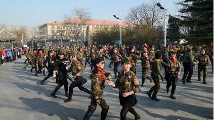 水兵舞混搭怎么做_最漂亮的水兵舞服装(3)