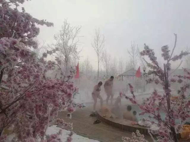 一世和你在一起的人赏冰乐雪泡温泉,我们将前往大庆市林甸县的飞泷