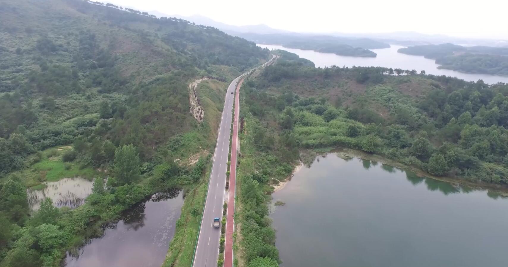 黄陂区将进一步提升北部旅游公路服务水平,及时启动木兰湖环湖东段,姚