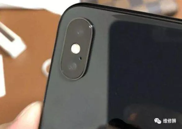 iphone x手机摄像头进灰问题曝光!