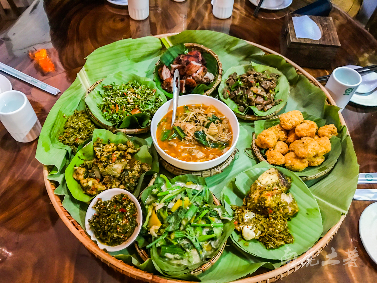 2023Aye myit tar美食餐厅,喜欢吃这里的缅甸菜式，因为... 【去哪儿攻略】