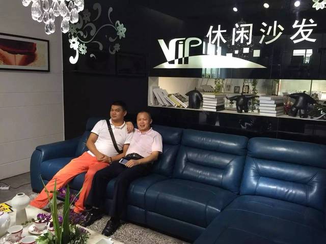 "佛山顺德琪辉家具有限公司是一家专业生产多功能沙发,时尚转角沙发