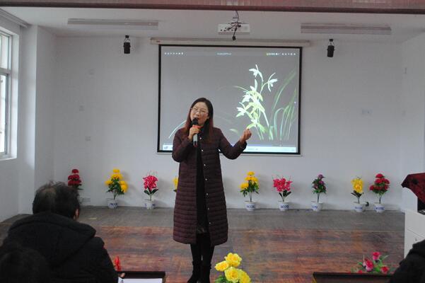 歙县城关小学"师德讲堂"助推师德师风建设