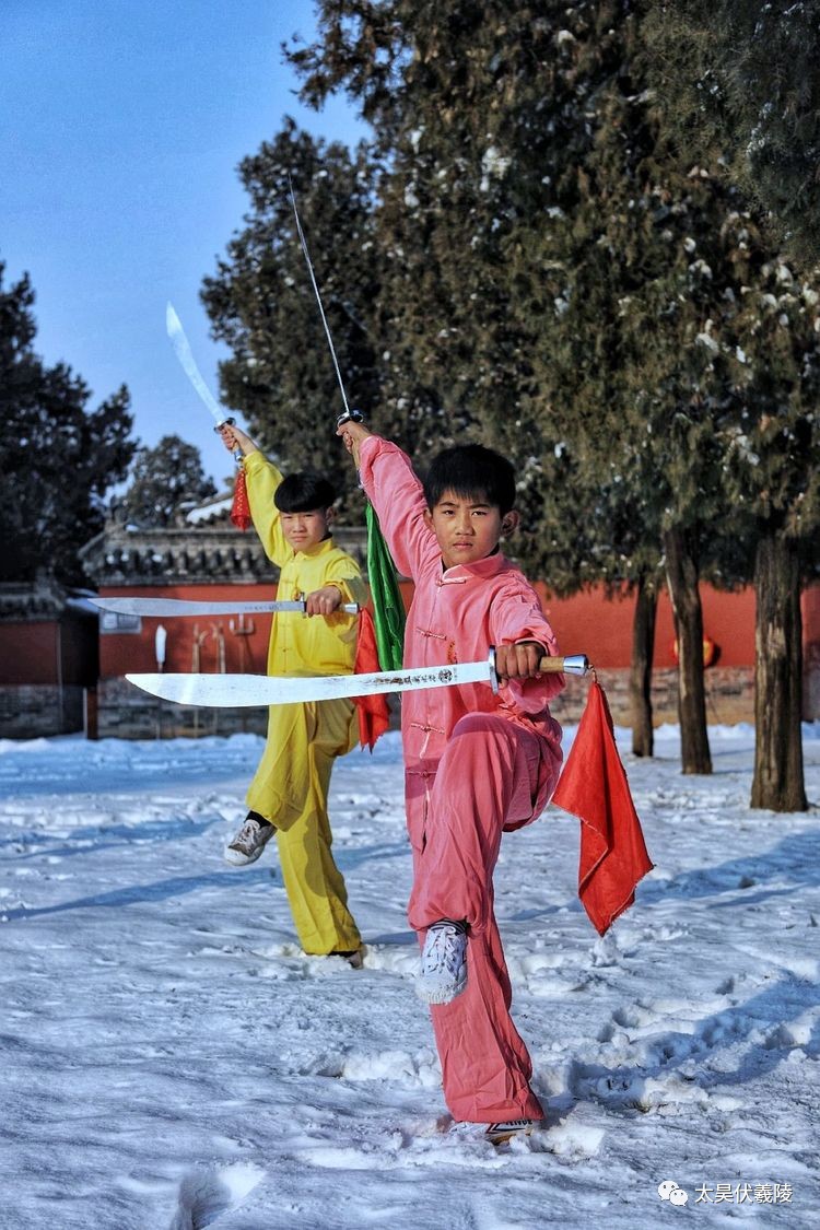 雪地"武舞"尽展中国功夫