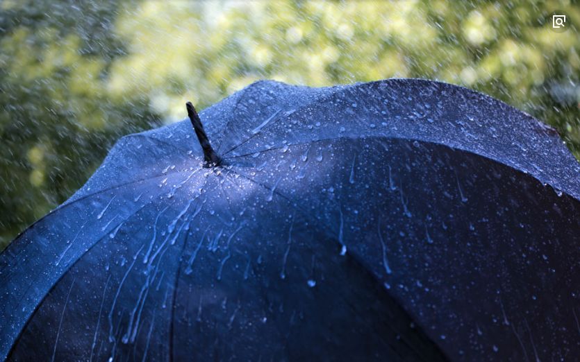 雨滴伞人疯狂猜成语_雨滴卡通图片(3)