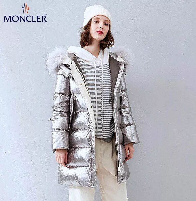 moncler蒙口女款超大狼毛领羽绒服,羽皇殿堂级的产品,柜子旗舰款,黑