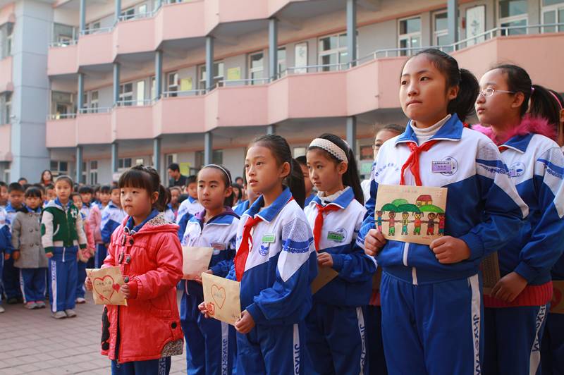 天津市静海区大邱庄镇津美小学面塑静海县大邱庄镇津美小学创建于1994