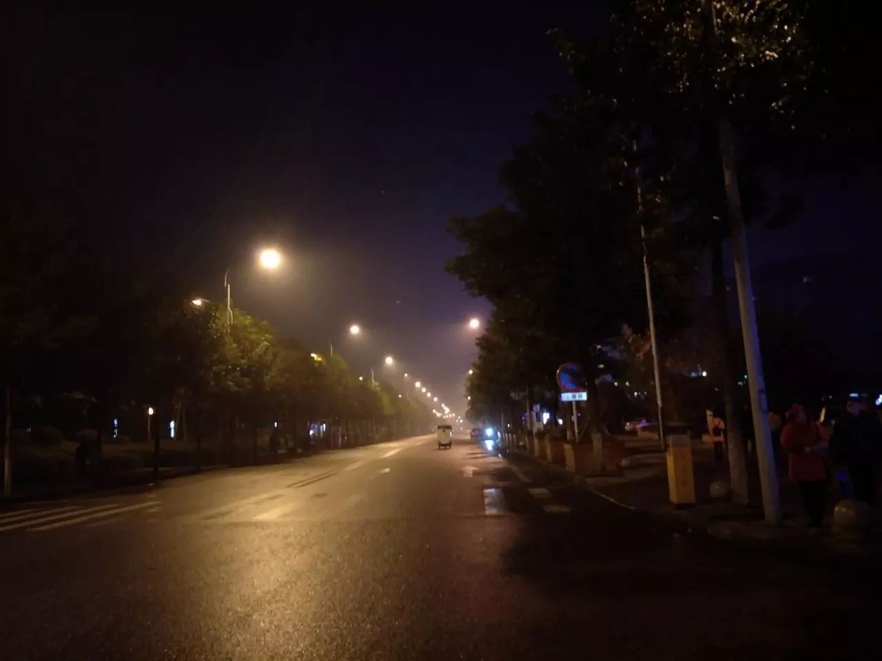 夜晚的街道