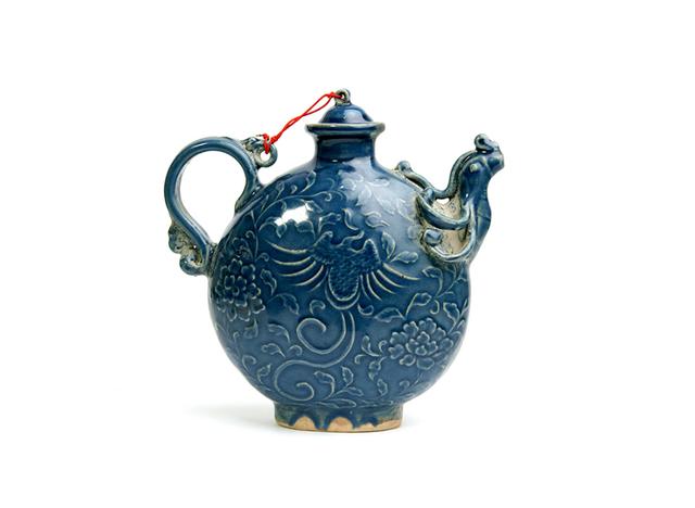 中国及亚洲藏家梦寐以求的臻品——元代霁蓝釉凤首壶