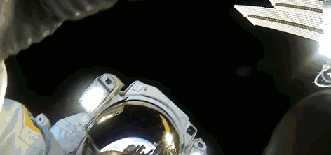 闹乌龙:宇航员在太空长高9厘米被指假新闻|太空生活是