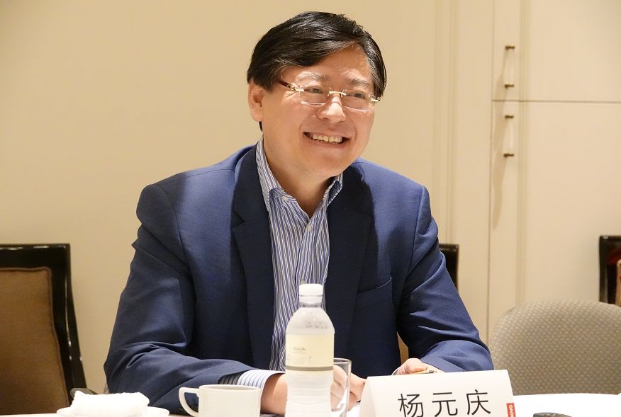 图为联想集团董事长兼ceo杨元庆