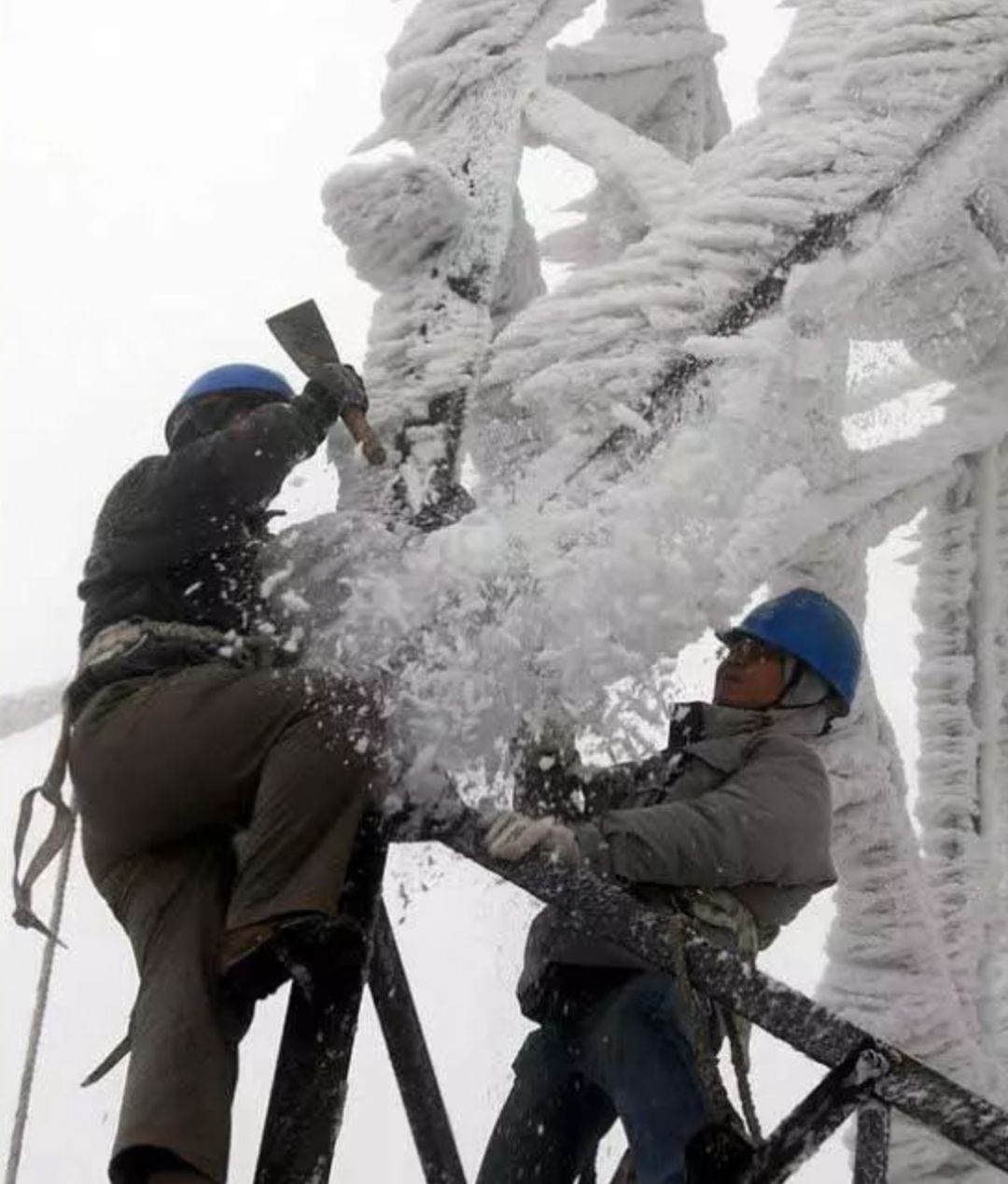 回顾【梧州】10年前经历的那场冰雪灾害,