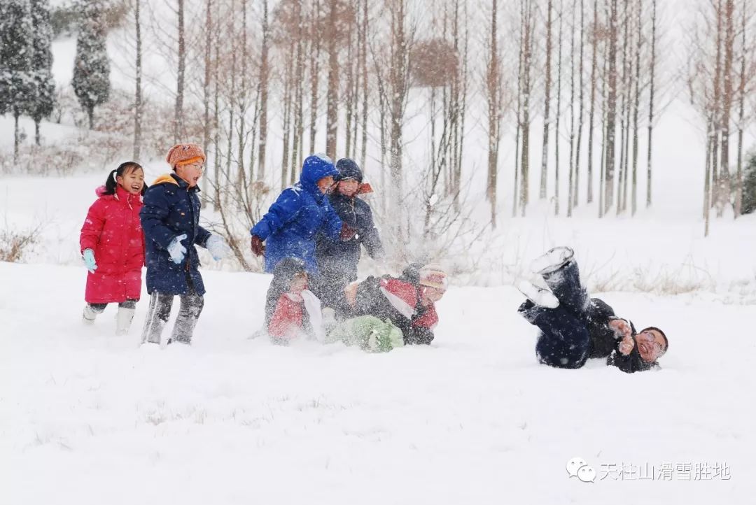 这里堆雪人,打雪仗, 给孩子们一个不一样的冬天.