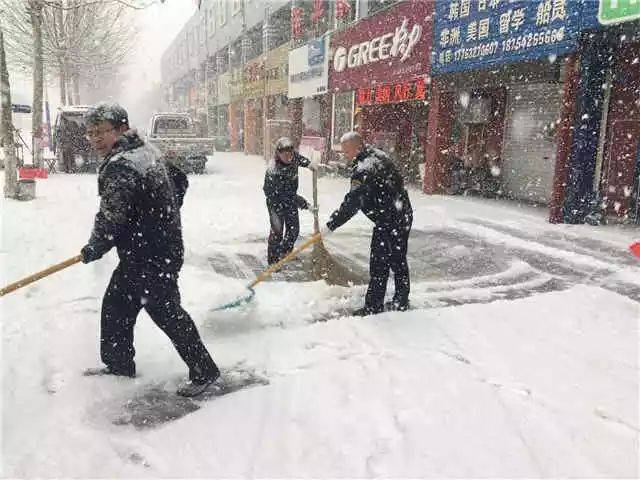 平度人口少_平度一中