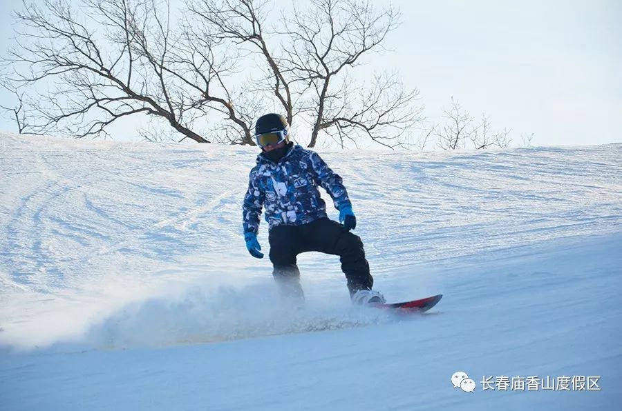 遇见冰冷的三九天,最佳滑雪时间即将来到,让您的冬季