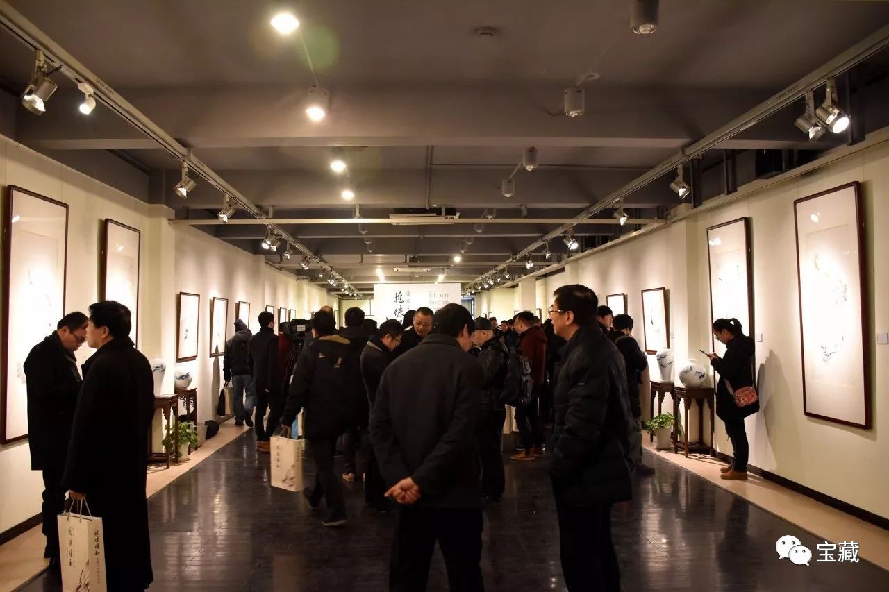 现场视频他的笔下蕴藏神采抱德炀和张德文艺术作品展开幕