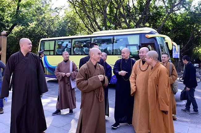 宁波市民族宗教事务局一行到广州光孝寺考察调研