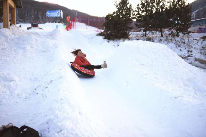 冰天雪地很迷人 还有疯狂刺激的冰雪欢乐谷