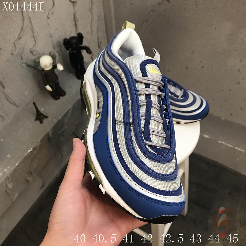 屌丝也可以穿上？中国有嘻哈吴亦凡同款AIRMAX97子弹头