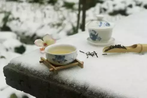 古人的浪漫冬天:煮雪烹茶,听雪敲竹