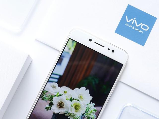 vivo y67是vivo y系列中的明星产品,它实惠耐用的特性受到很多消费者